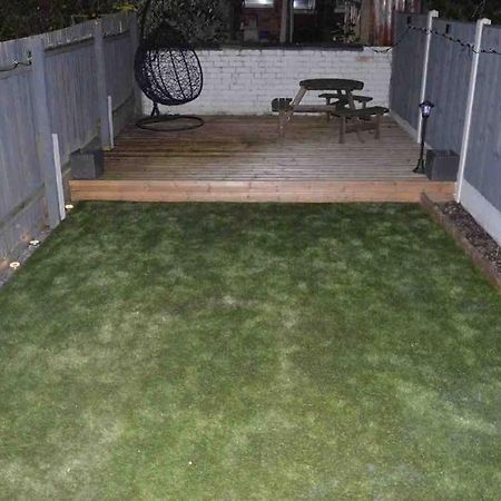 Unique 4 Bed House In Derby Perfect For Contractors And Families Vila Exterior foto