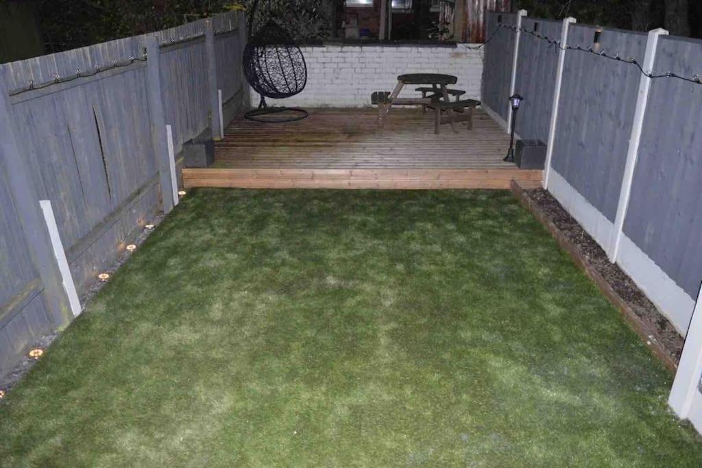 Unique 4 Bed House In Derby Perfect For Contractors And Families Vila Exterior foto